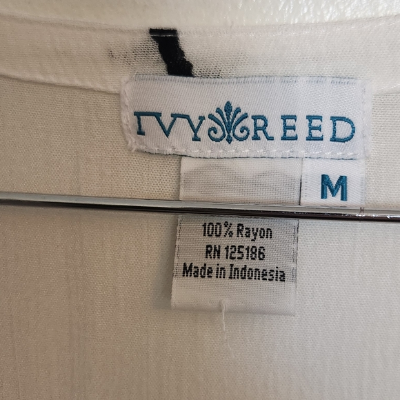 Monochrome Fish Design Shirt - Picture 2 of 4